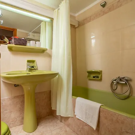 Elman Hotell 3*